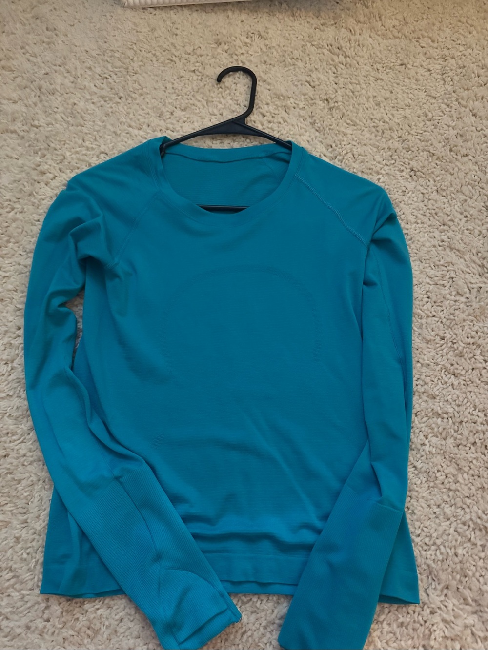 lululemon athletica Women's Teal Long-Sleeve Crew